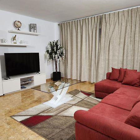 Lujoso Apartamento Vacacional Apartment Carrizal Luaran gambar