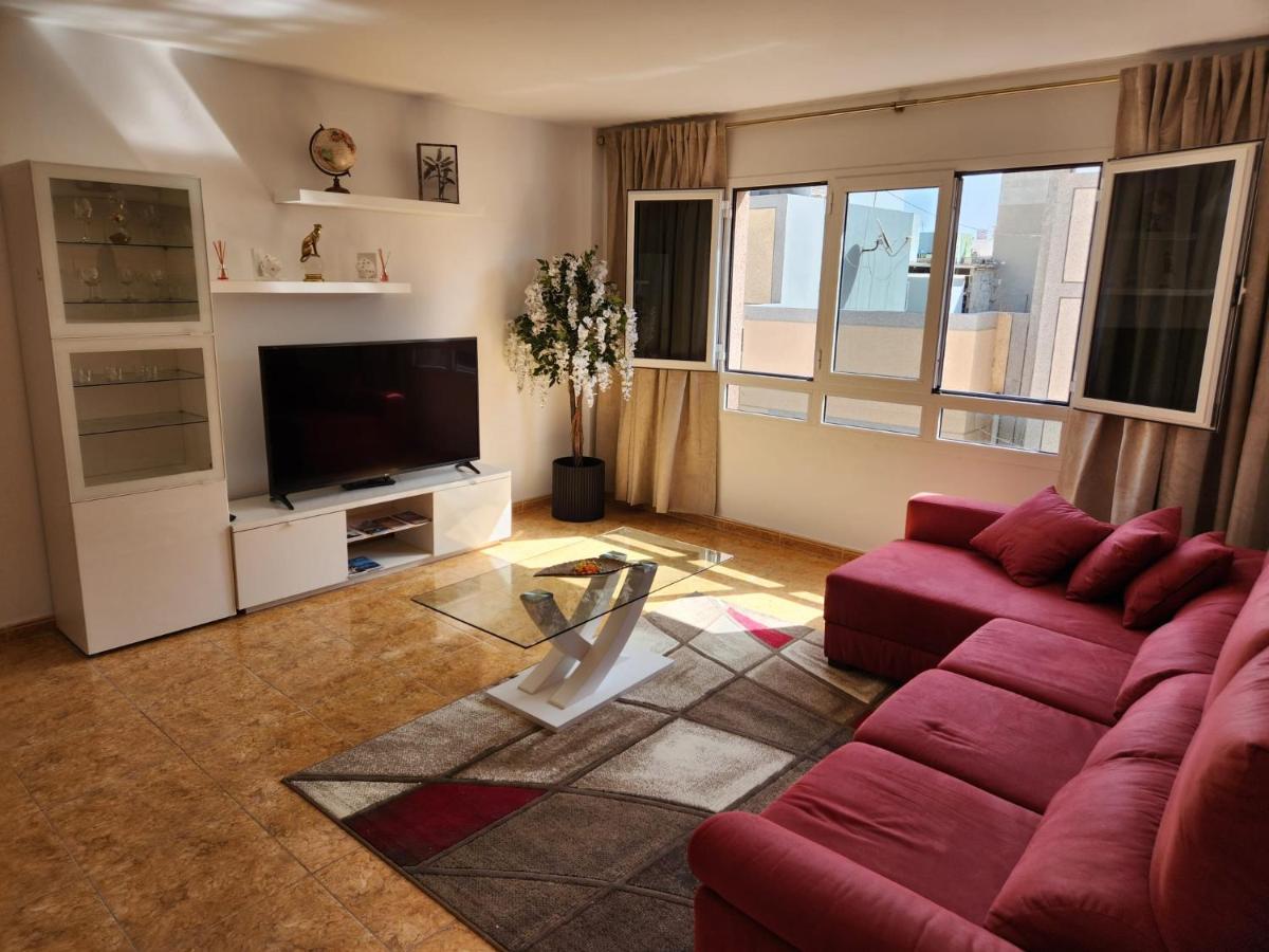 Lujoso Apartamento Vacacional Apartment Carrizal Luaran gambar